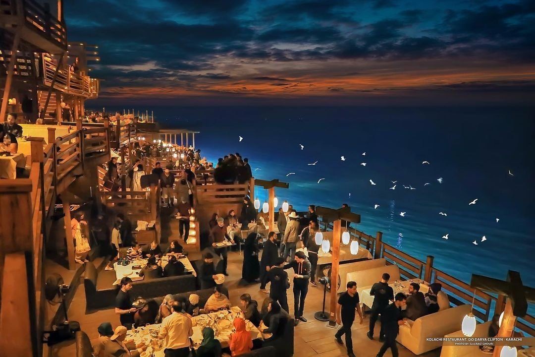 Breathtaking Waterfront Dining